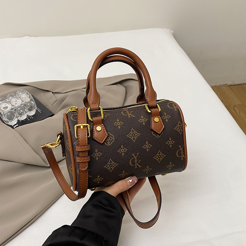 Designer Bag Shoulder Bag Luxury Bag Crossbody Purse Designer 2025 Fashion Commuter Printed Silk Large Capacity Shopping Bag Armpit Bag Handbag Tote W