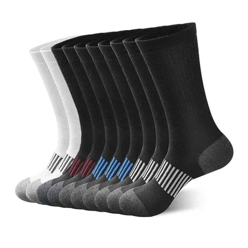 10 Pairs Plus Size Men Crew Socks EUR 39-47 High Tube Cotton Sports Socks Runing Football Soccer Athletic Socks White Black S25014