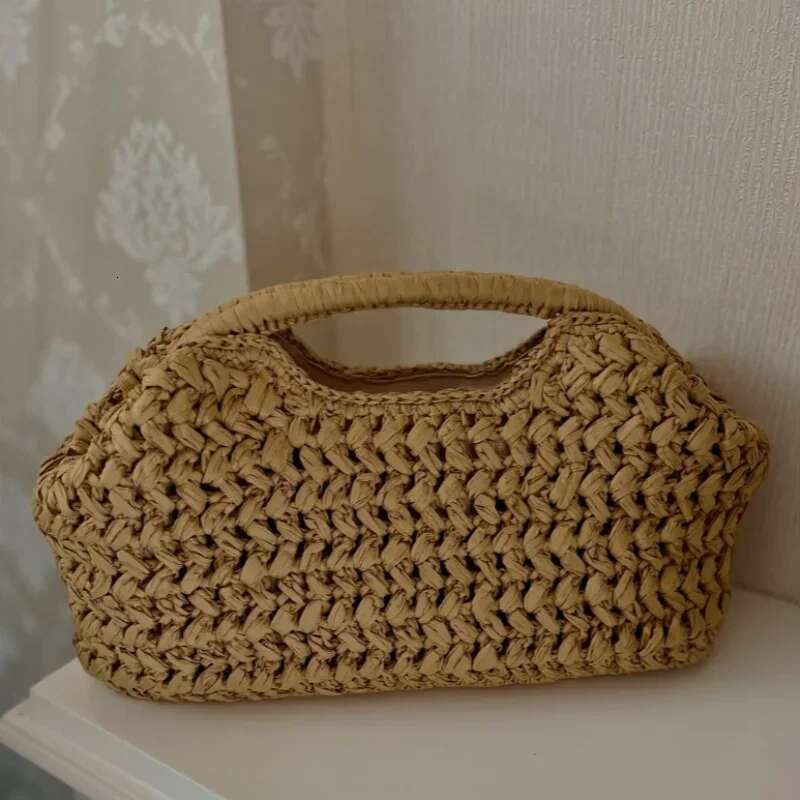 Fashion Brand Straw Clutch Clip Bag High-end Banquet Purse Summer New Seaside Holiday Travel Versatile Hand-woven Totebag