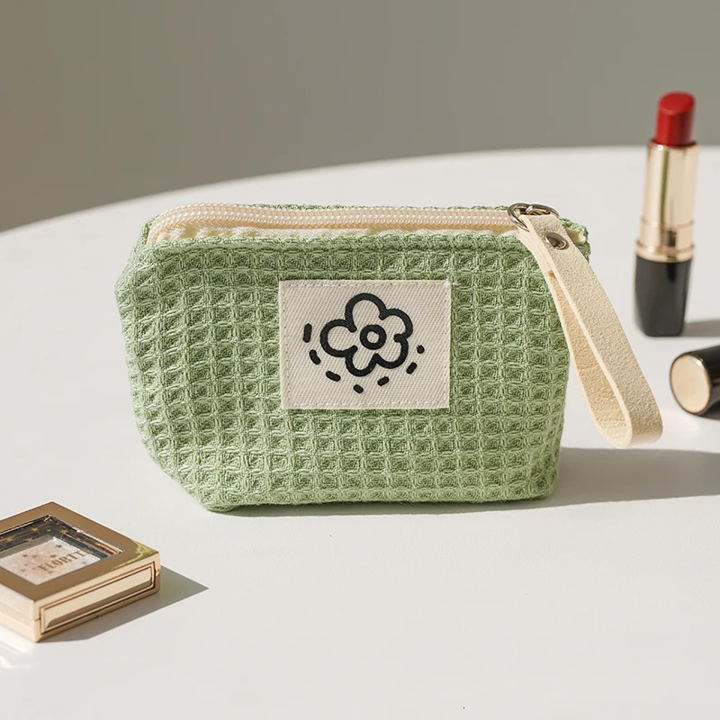Womens Small Matcha Green Makeup Bag Portable Coin Purse Lipstick Headphones Storage Bag Double Canvas Chain Key Case 250704