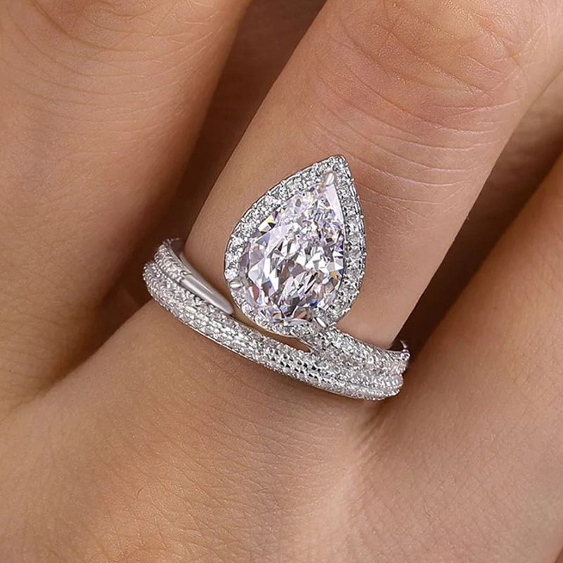 2025 Choucong Ins Top Sell Sparkling Luxury Jewelry 925 Sterling Silver Fill Pear Cut 5A Cubic Zircon CZ Diamond Gemstones Party Eternity Women Engage