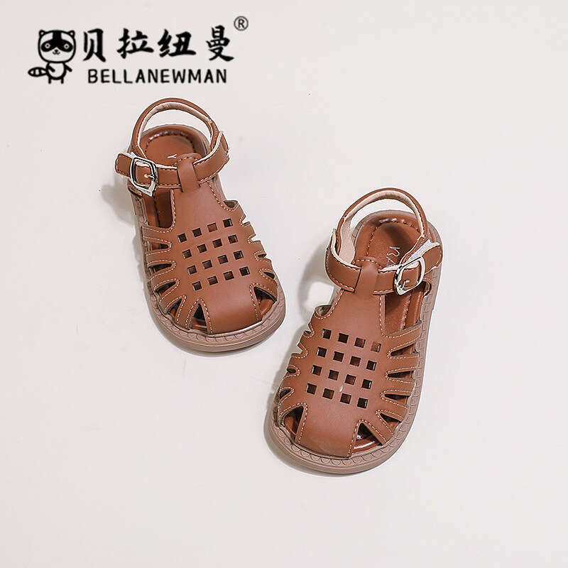 Children's Closed-Toe 2024 Summer New Style Big Kids Casual Beach Shoes Girls' Hollow Sandals