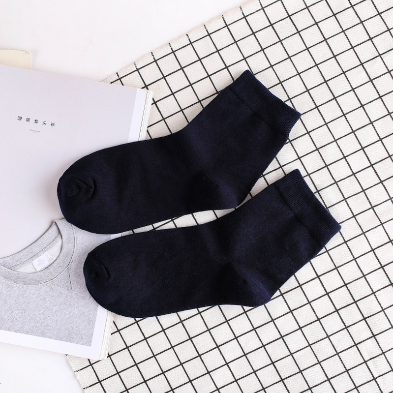 Casual business mid-calf socksCasual business model suitable for all kinds of business and leisure sports peopleMade of polyester A pack of 10 pairs w