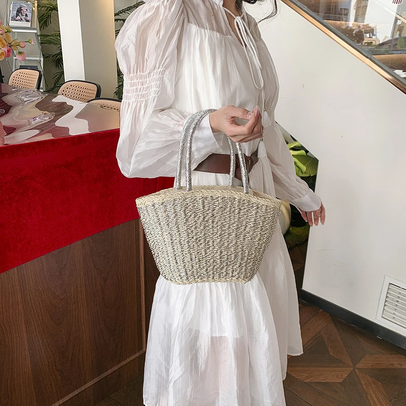 Summer Handmade Bags for Women Beach Weaving Ladies Silver Straw Beach Bag Top Handle Handbags Basket Female Shopping Bag 250704