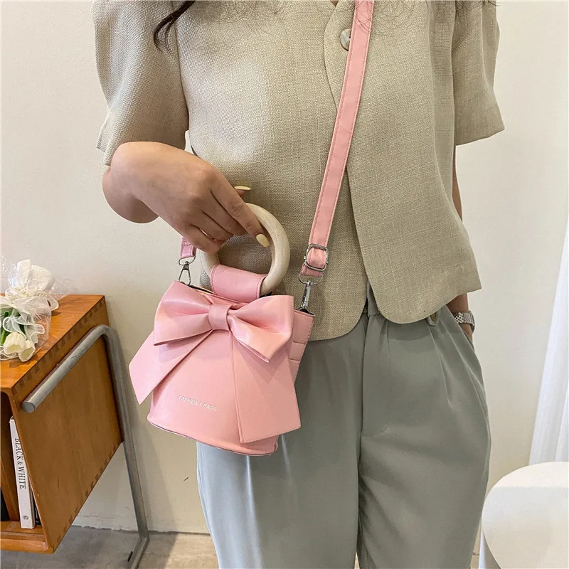 Sweet Bow Tie Mini Shoulder Handbag Leather Bucket Crossbody Bag Women Fashion Handbag Female Purses 250704