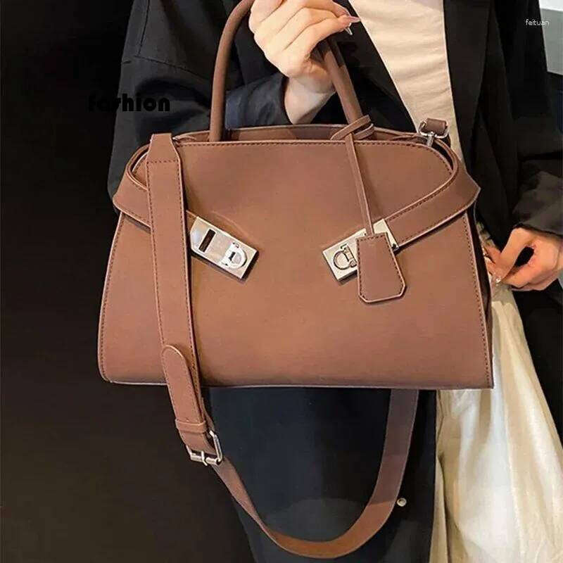 Totes Brand Designer Women's Handbag Large Capacity Female Simple Shoulder Bag Fashion Brown Crossbody B5 h7