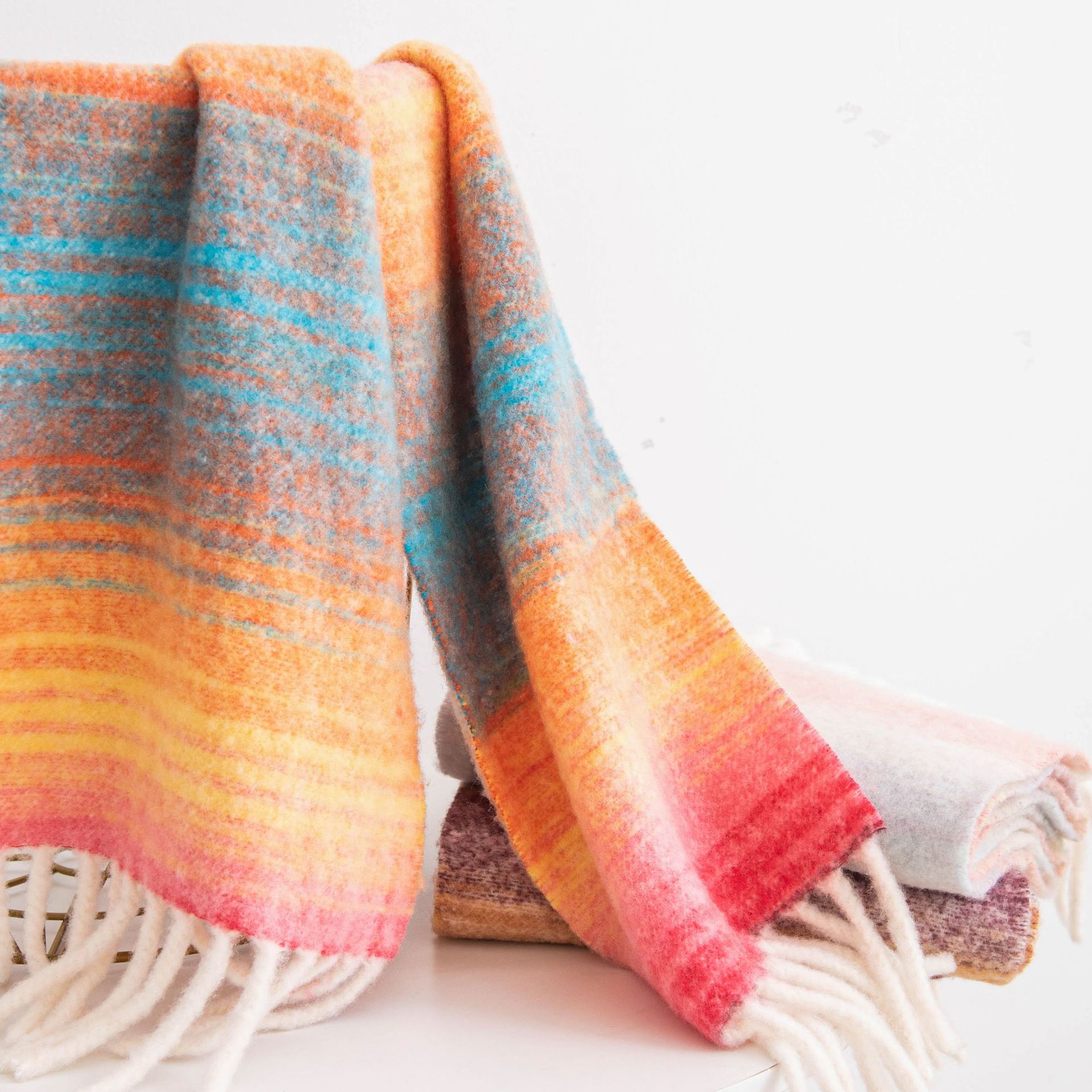 K1345 Autumn scarf sheep wool high-grade sense men and women all-match thickened autumn and winter plaid splicing gradient scarf New Year style