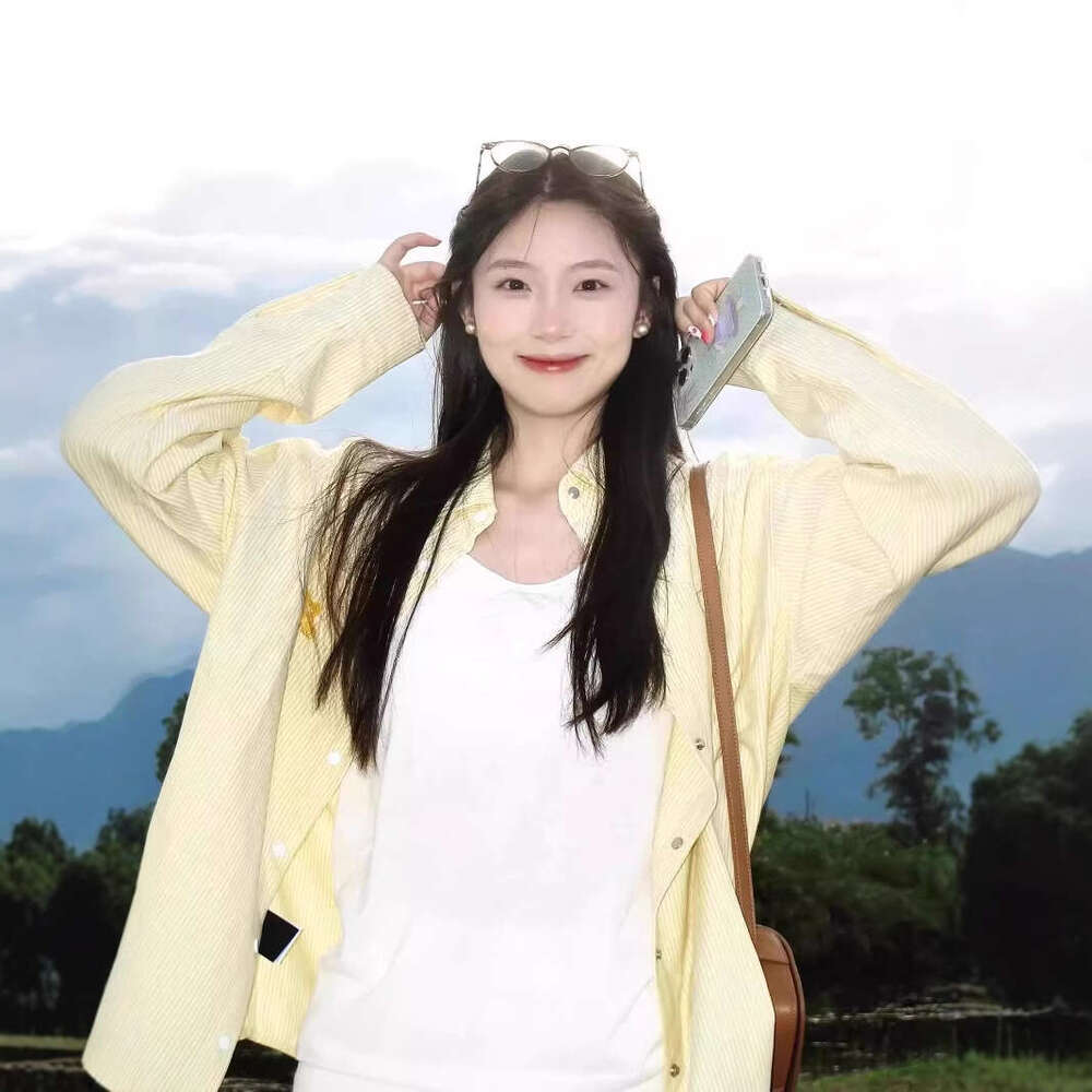 American Style Striped Shirt For Women With Design Sense, Dog Embroidery, Yellow Loose Sun Protection Jacket, Dopamine Top B5 h7