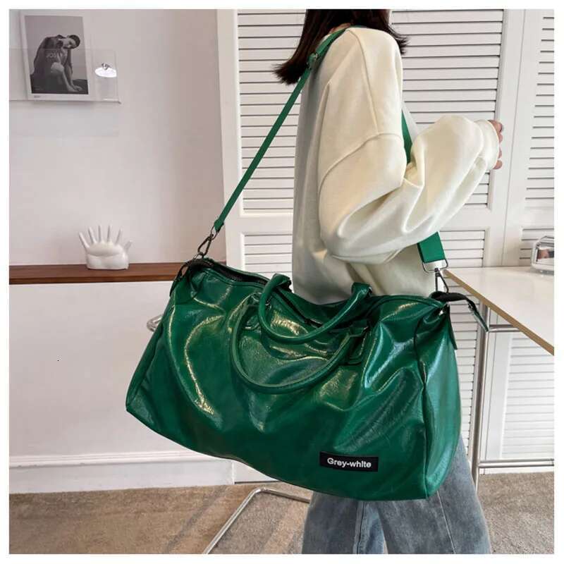 Travel Bags Men Large Capacity Organizer Handbags Women Fashion Handbag Lage Leisure Backpack The Tote Bag Customized