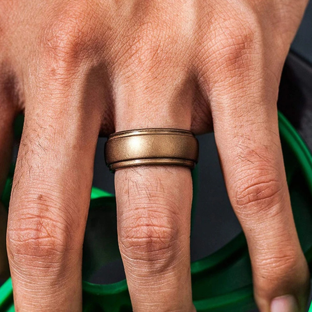 8pcs/set 8mm Sports Rings Hypoallergenic Flexible Mens Wedding Rubber Bands Silicone Finger Ring For Men 7-14 Size 250708
