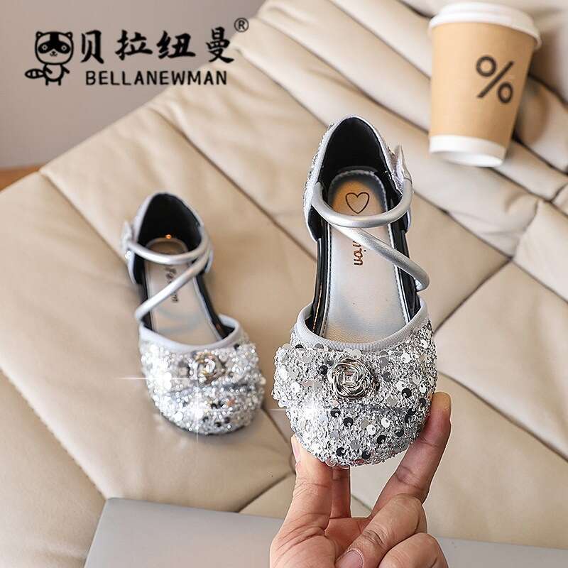 2025 Summer New Girls' Stylish Versatile Sequin Rhinestone Princess Style Little Leather Shoes Children's Closed-Toe Sandals