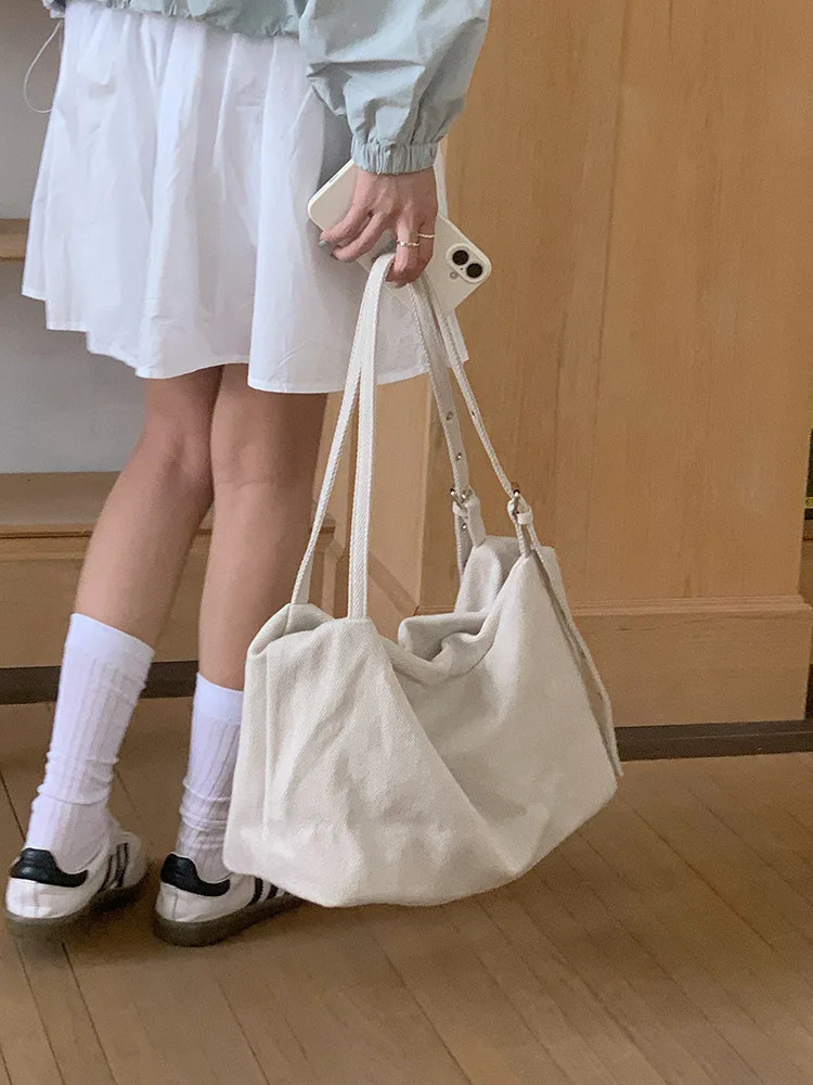 Trendy and Versatile Lazy Style Large-Capacity Canvas Tote Bag College Student Class Bag Shoulder Crossbody Bag 250704