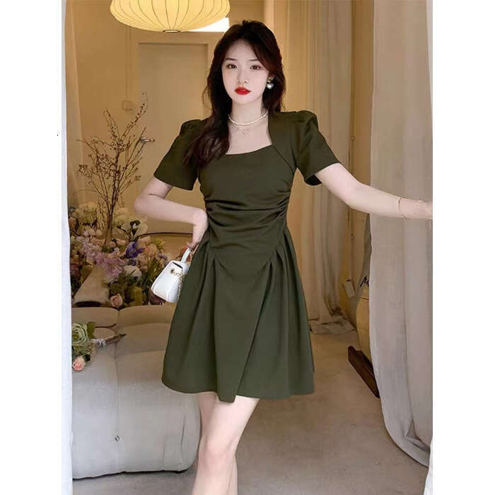 Summer New French Hepburn Style Little Black Niche Design Waist Slimming Square Neck Dress For Women B5