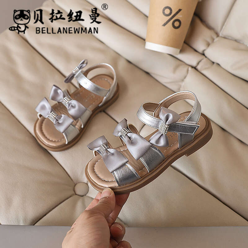 Girls' Fashion Bowknot Princess Sandals 2025 Summer New Children's Soft Sole Open-Toe Beach Shoes