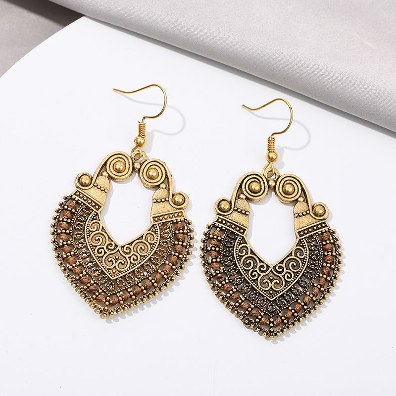 New Ear Drops Bohemian Alloy Retro Earrings with Heart shaped Woven Wrapped Design for Elegant Look