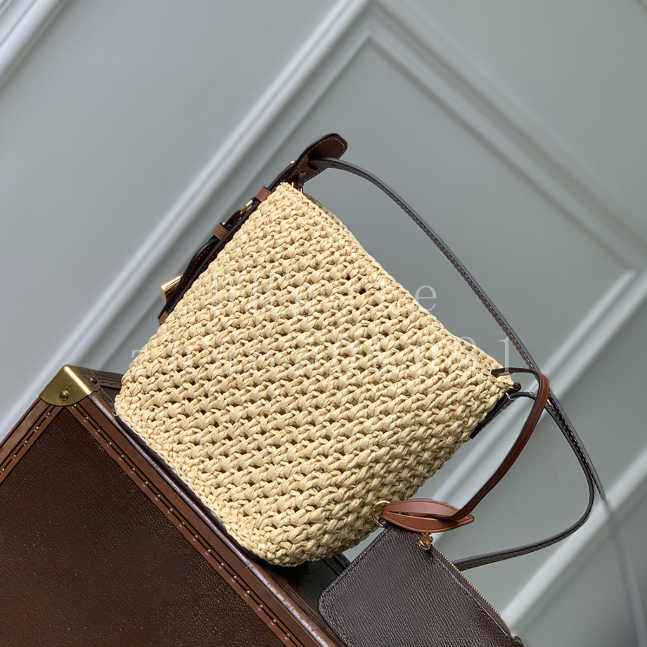 Diamond quality Designer Bucket Bag BB Size 18cm Raffia Cowhide-leather trim Shoulder Bag Luxury Handbag With box LA01A4