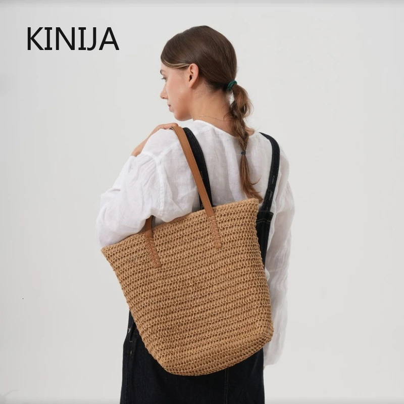 Korean Large Capacity Straw Woven Shoulder Bag Female Simple Summer Beach Vacation Handmade Basket Bag Travel Tote Bag 250704
