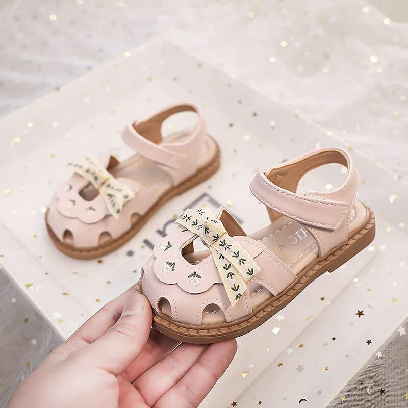 Baby Toddler 2025 Summer New Girls Bowknot Closed-Toe Princess Sandals Children's Soft Sole Beach Shoes