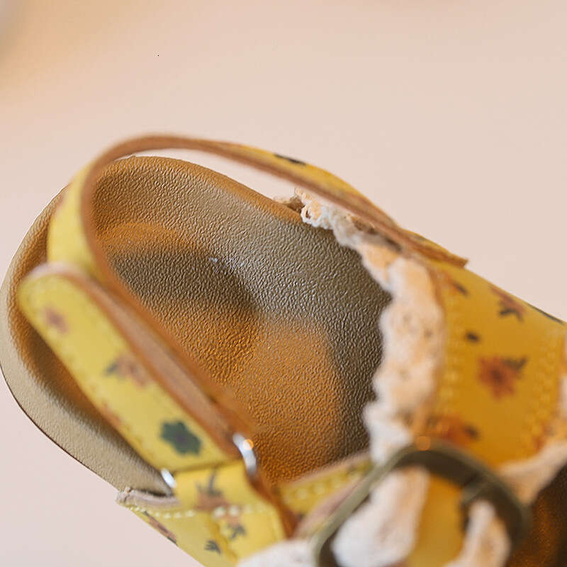 Baby Cork Beach 2025 Summer New Korean Style Girls' Fashionable Princess Sandals Children's Casual Shoes