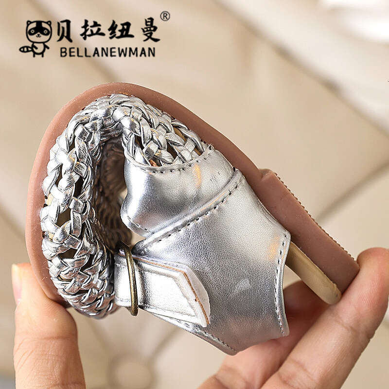 Girls' 2025 Summer New Children's Woven Closed-Toe Walking Shoes Korean Style Hollow Beach Sandals for Girls