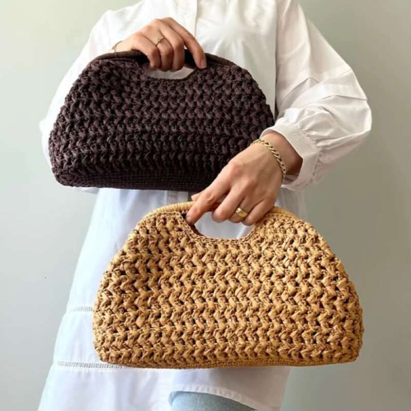 Fashion Brand Straw Clutch Clip Bag High-end Banquet Purse Summer New Seaside Holiday Travel Versatile Hand-woven Totebag
