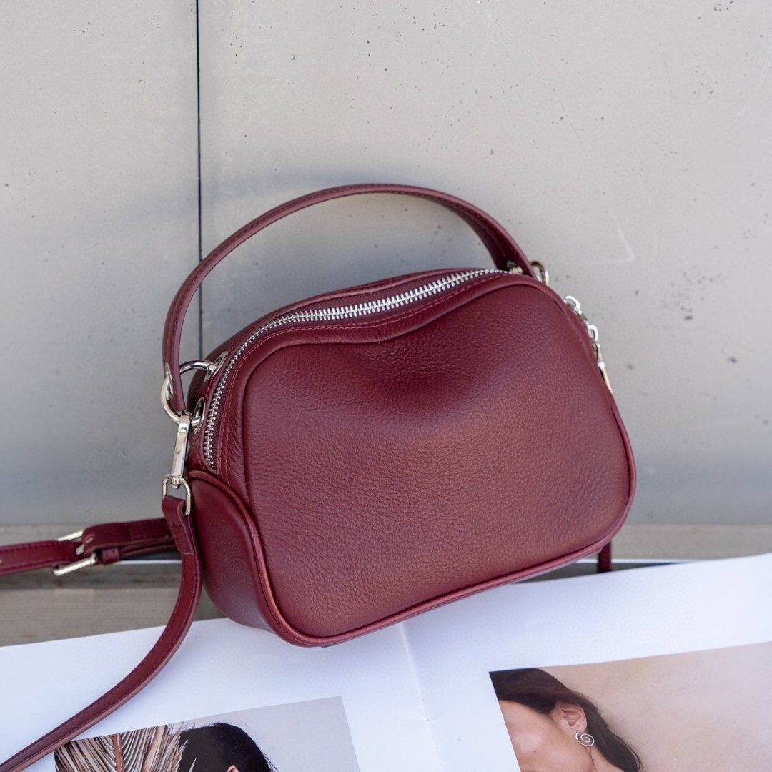 Genuine leather women s mini bag simple first layer cowhide shoulder bag designer bag leisure naturally hanging women s handbag