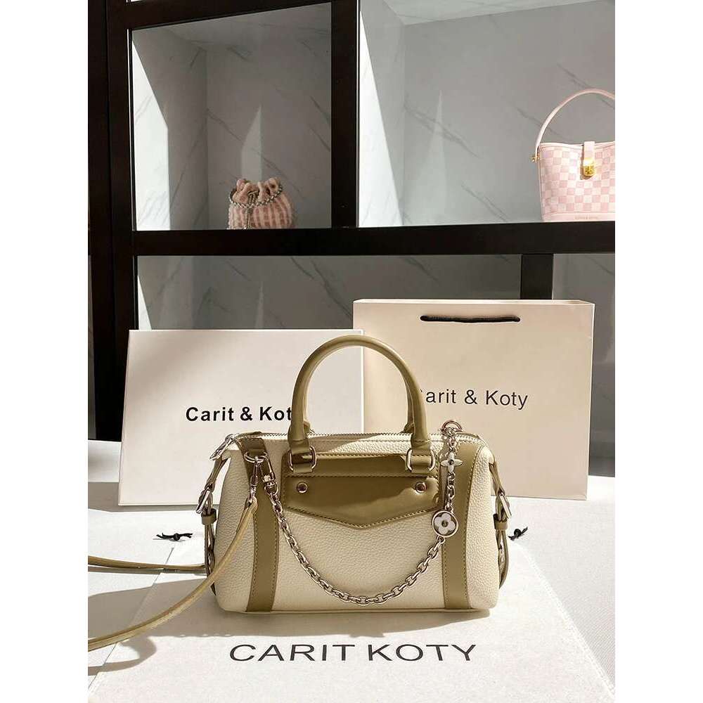 Women's New Fashion Boston Handbag with Contrast Color Stylish Chain Decoration High Quality and Shoulder Bag