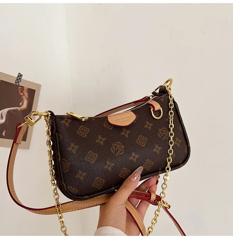 Designer bag luxury shoulder bag high-quality and fashionable women's leather embossed crossbody bag, vintage chain handbag letter striped luxury