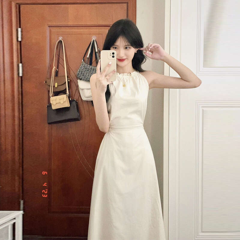 French Style White Off-Shoulder Halter Neck Strap For Women Summer High-End Elegant Beach Vacation Fairy Long Dress B5