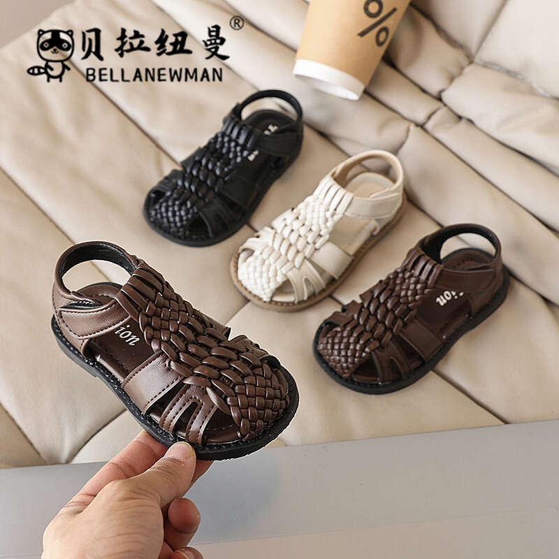 Baby Walking 2025 Summer New Korean Style Children's Hollow Woven Beach Shoes Girls' Casual Sandals