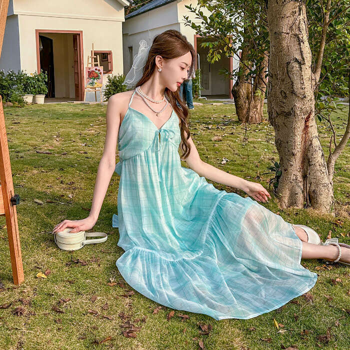 New French Style Halter Neck Strap Super Fairy Summer Vacation Sanya Beach Long Dress B5