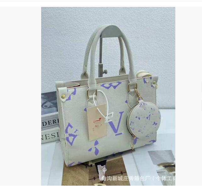 Designer bag fashionable and luxurious tote bag calf leather canvas beach bag sturdy and handbag shoulder bag crossbody bag 0096