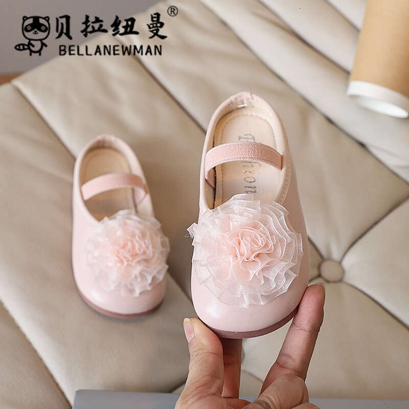 Girls' Closed-Toe Half-Slip Sandals 2025 Summer New Fashion Flower Princess Shoes for Children Little Fragrance Style Cool Slippers