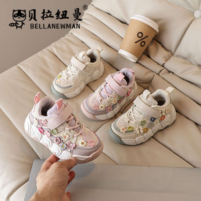 Children's Sneakers 2024 Winter Korean Style Girls' Fashion Bread for Big Kids Students Casual Sports Shoes