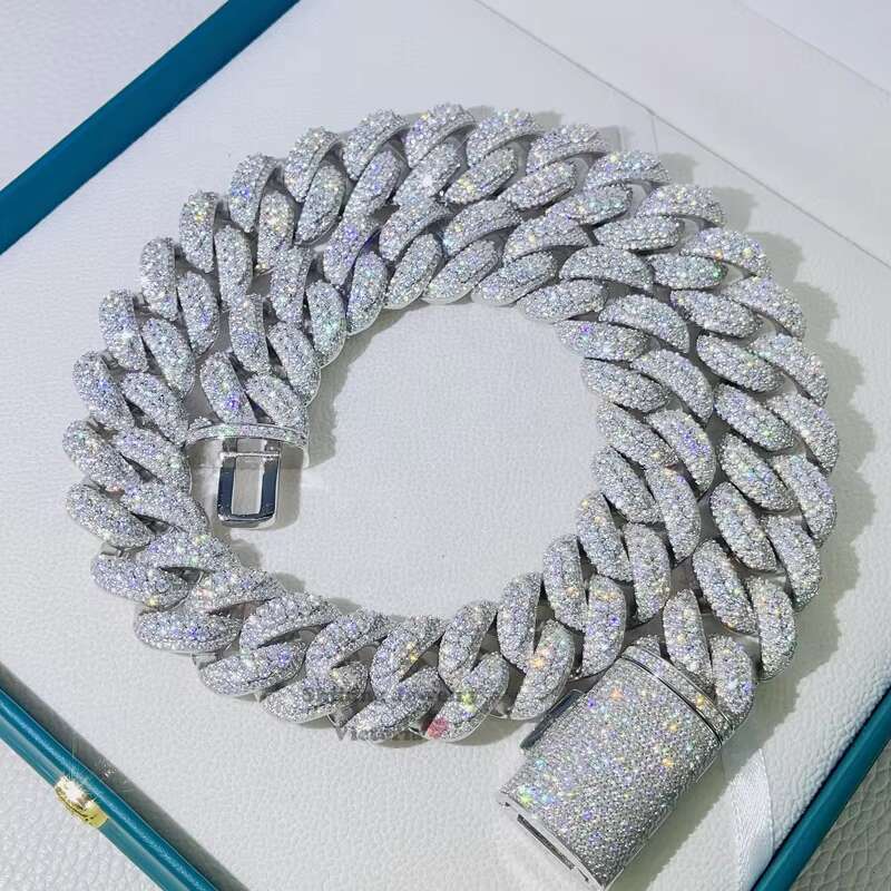 Hip Hop New Arrival 22MM Solid Silver 3D Design Miami Iced Out Moissanite Diamond Cuban Chain