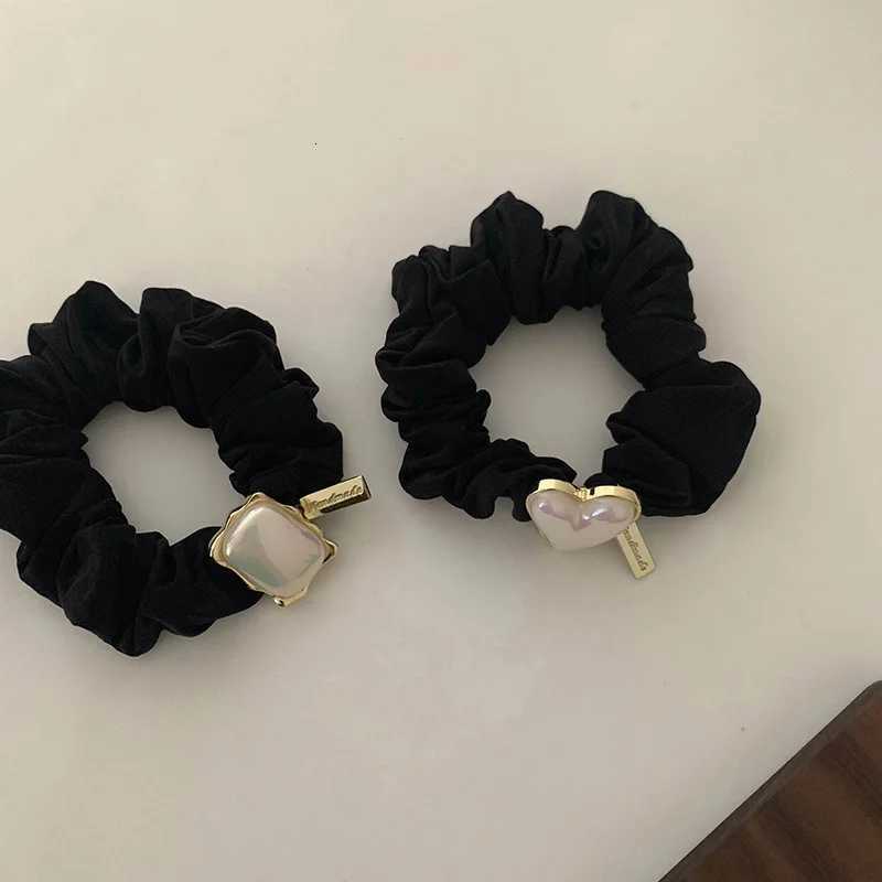2022 New Woman Three-dimensional Pearl Luster Hair Ties Rubber Band Elegant Lady Heart Hair Accessories Rope Rings Scrunchy W250714E