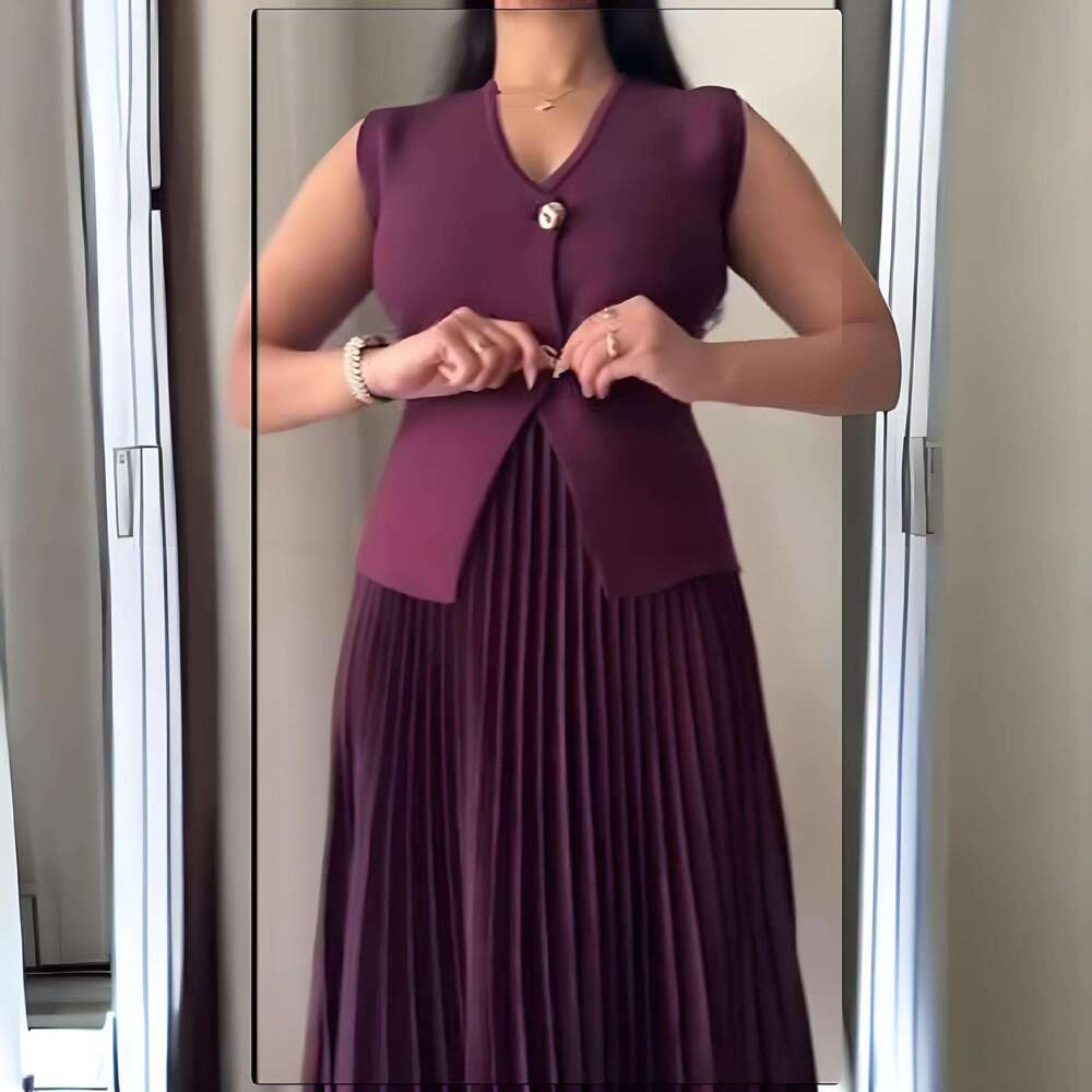 Women's Clothing Spring New Sleeveless V-Neck Vest Pleated Skirt Elegant Fashion Set For Women B5