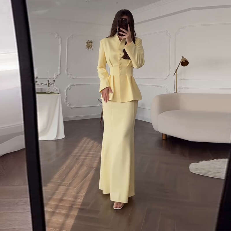 Autumn Winter New Slim Fit Elegant Cardigan Long Sleeve Loose Half Skirt Set B5