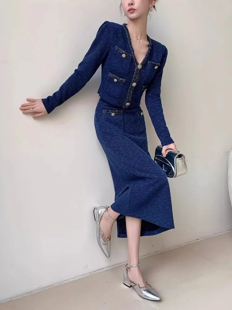Office Lady Elegant V-Neck Tweed Knitted Top High Waist Split Long Skirt Two Piece Set Women Fashion Spring Autumn Matching Sets 250714