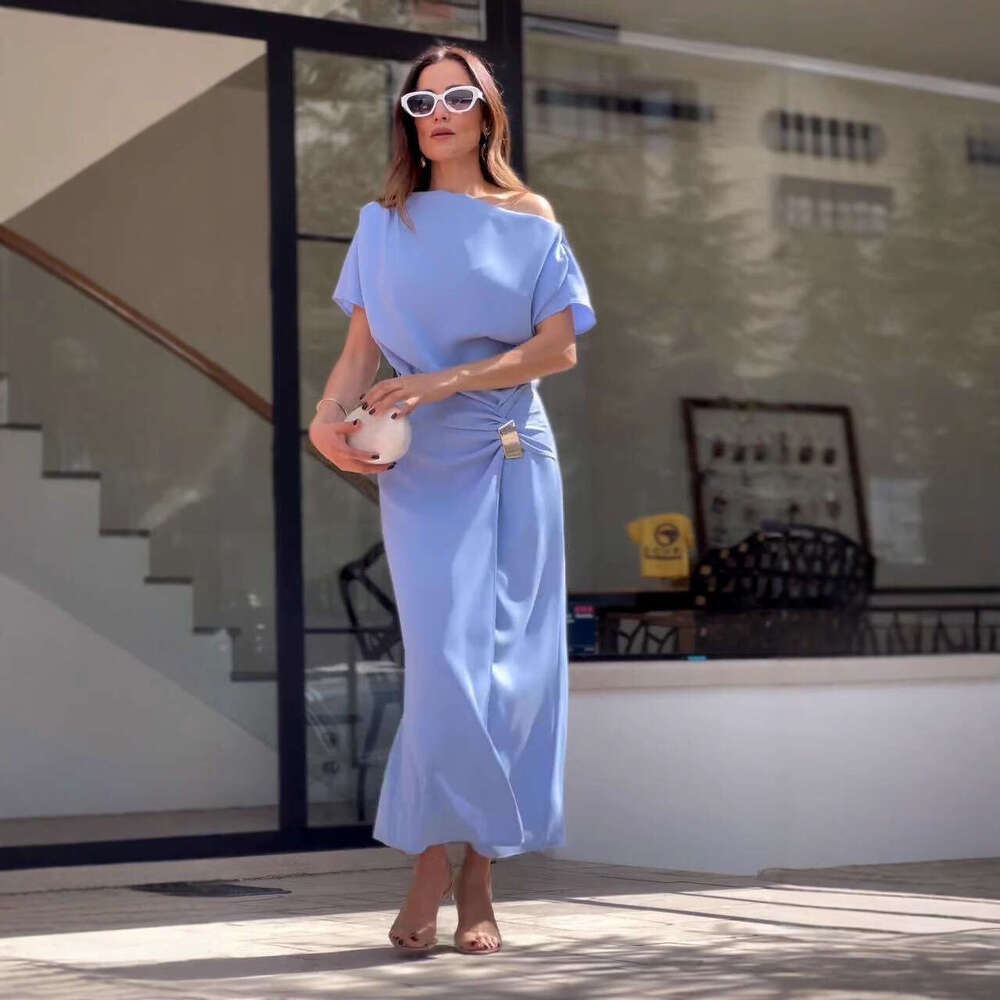 French Tea Break Niche Design High-End Light Mature Style Collarbone Exposed Waist-Cinching Long Wisteria Basket Dress For Women Summer B5