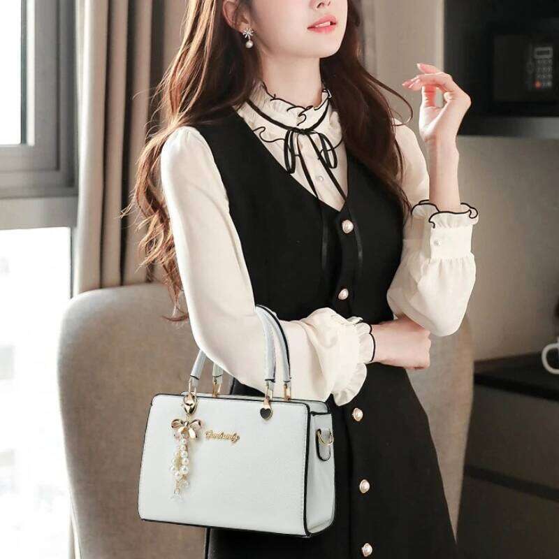 Elegant Stylish Women Handbag Minimalist Design With Multiple Pockets Lightweight Shoulder PU Material Daily Commuting Purse