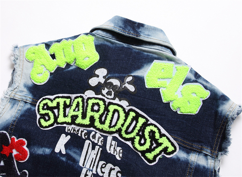 Embroidery Graffiti Denim Vests Mens Punk Denim Waistcoat Sleeveless Outerwear Youth Yashion Jeans Vests Cardigan 240826