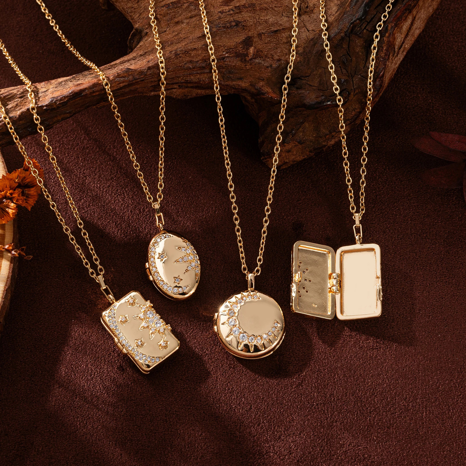 Sun Moon Shell Album Po Frame Necklace Retro Selling Product Opening Necklace Gold Plated Color Preserved 250711