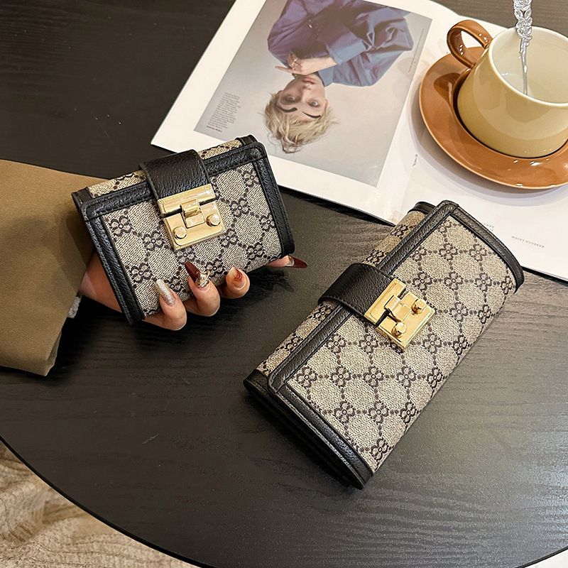 Designer Bag Style Niche Design Cross Border E Commerce Long Clip Card Holder Wallet Two In One Women S Shoulder Bag Fashion Leather New Free Delivery