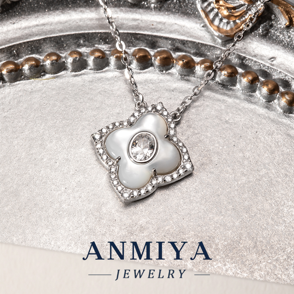 Unisex 925 Sterling Silver Four Leaf Clover Pendant Necklace Customizable with White Shell and Zircon for Engagement