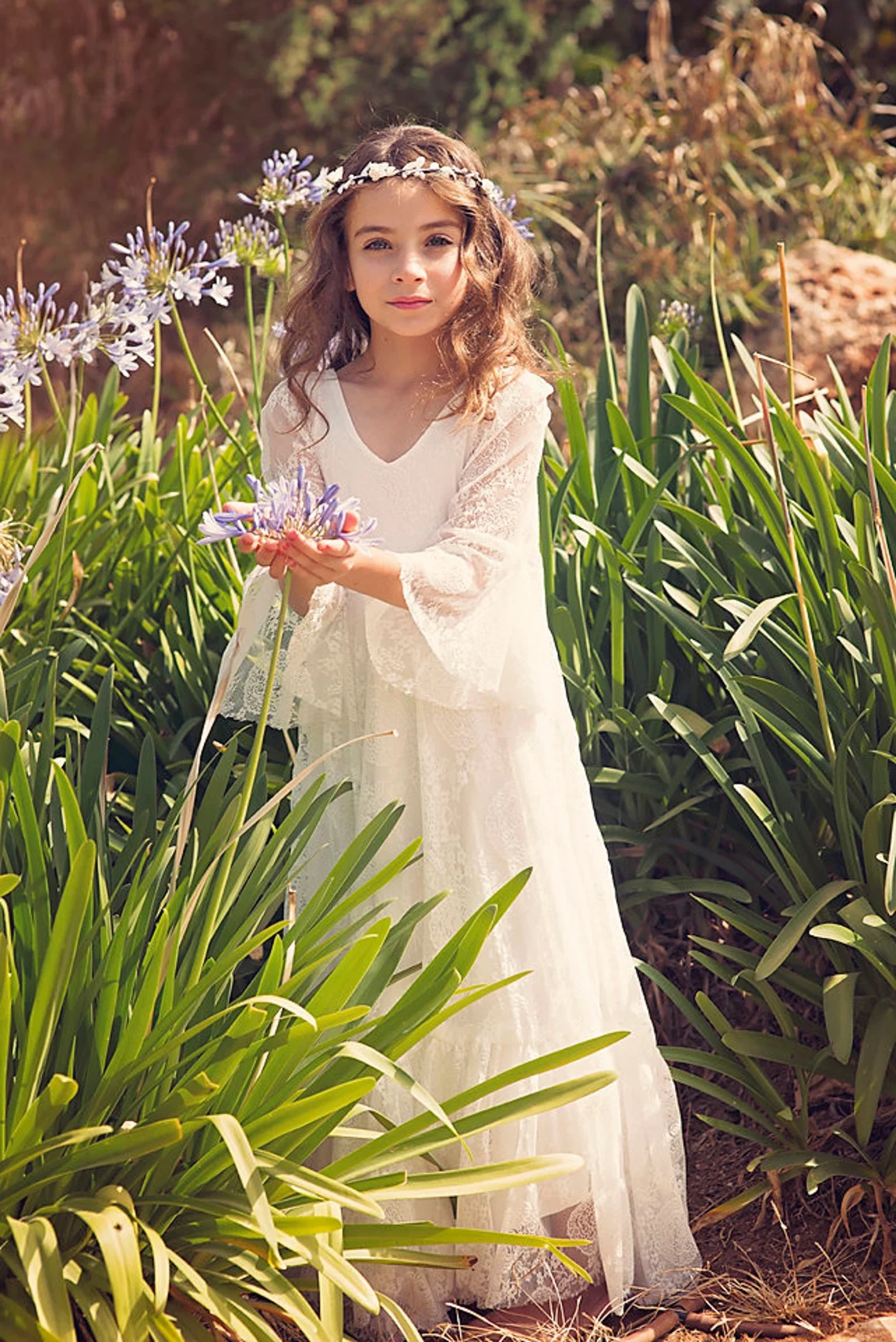 Cute Summer Boho Flower Girl Dress 2-14 Years Ivory Soft Lace First Communion Dress Flared Sleeves Bohemian Princess Kids Party Dress MC0668