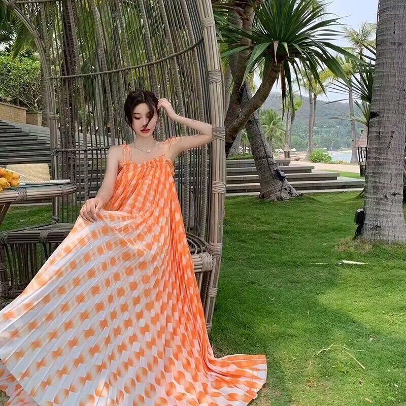 X16211Seaside holiday style suspender dress for women summer French style high-end one-shoulder pleated long skirt