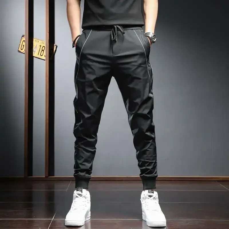 Fashion Summer Lightweight Mens Luxury Designer Pants Casual with Slim Fit and Letter Printed Black Trousers Jogger Pants Men W250715