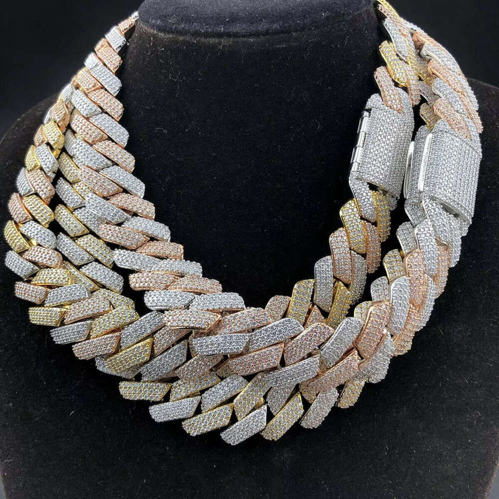 Designer necklaceTwo colors new 22mm Moissanite Dias Cuban chain ice chain chain vvs designer top jewelry necklace