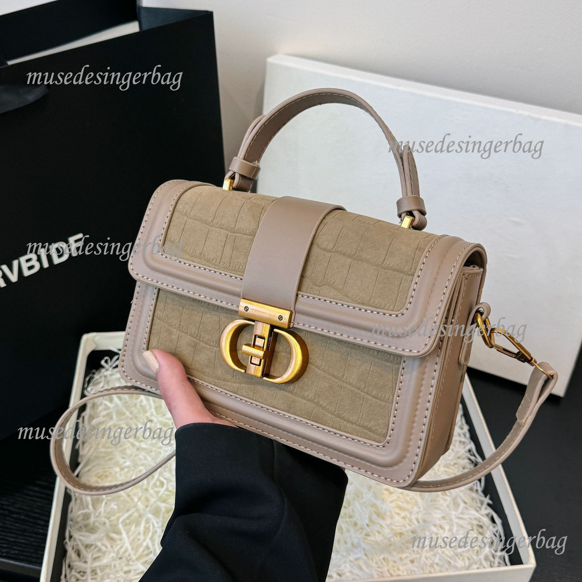 Luxury Brand Designer Bag Tote Bag For Women Niche Light Luxury Underarm Bag New High-End Quilted Stitching Shoulder Crossbody Bag For Women
